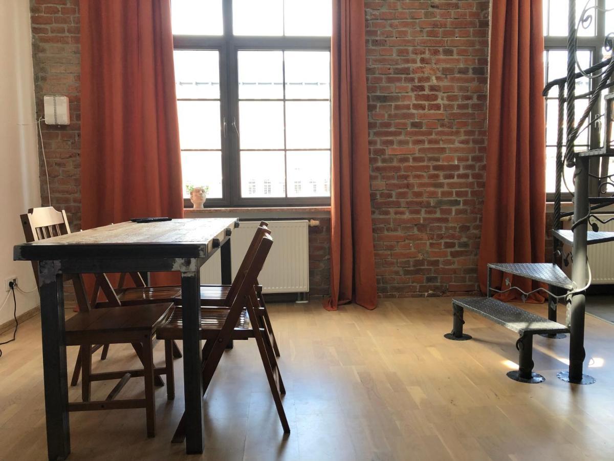 Apartament Nowy Swiat Жирардов Екстериор снимка